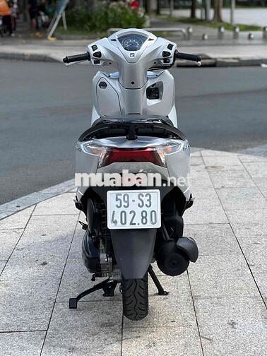 Honda Lead 125 2val 2022 Bạc Porsche