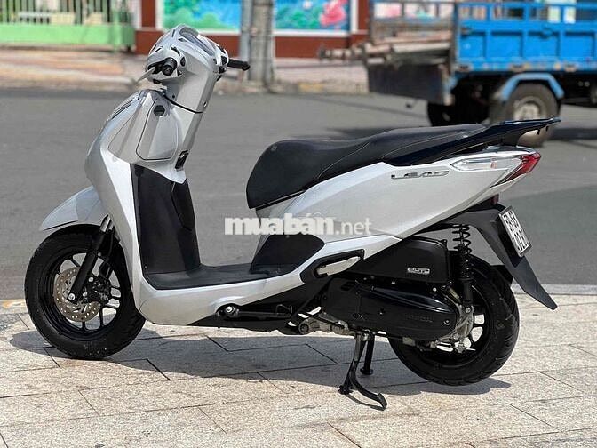 Honda Lead 125 2val 2022 Bạc Porsche