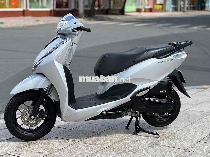 Honda Lead 125 2val 2022 Bạc Porsche