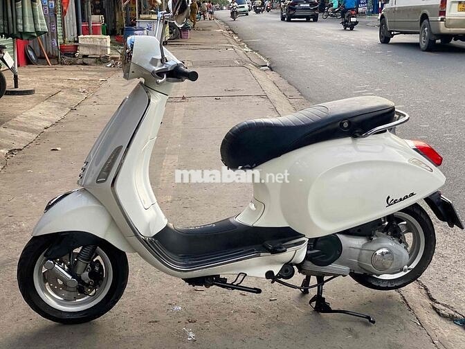 Piaggio Vespa Primavera. siêu đẹp zin chất