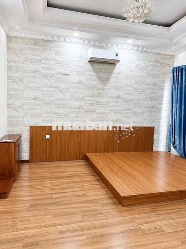 Biệt thự 7x20 có nội thất đường Tô Ngọc Vân giáp Gò Vấp