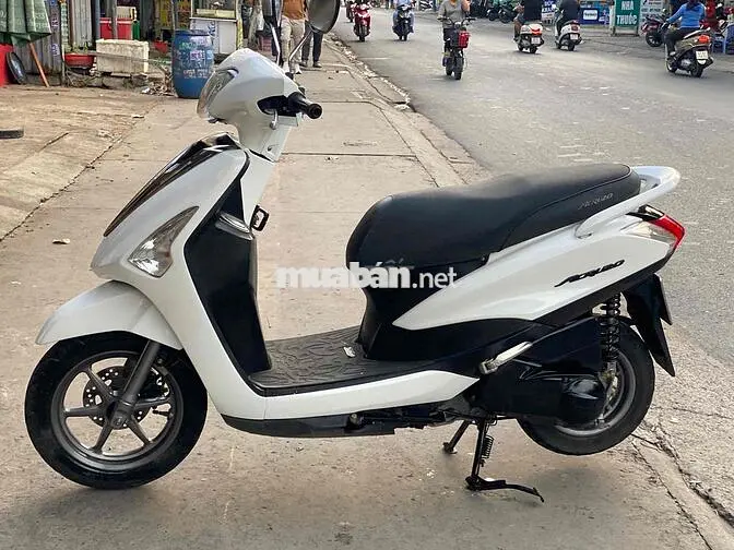 Yamaha Acruzo Trắng