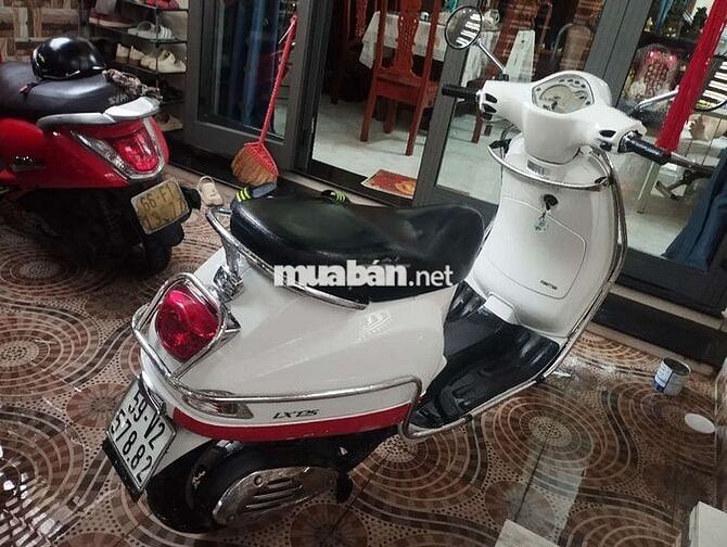 Piaggio Vespa LXS Trắng 7224 km
