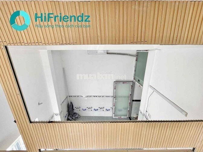 Khai trương phòng căn hộ dịch vụ có gác cao 2m có cửa sổ mới ở quận 11
