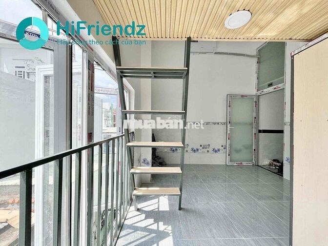 Khai trương phòng căn hộ dịch vụ có gác cao 2m có cửa sổ mới ở quận 11