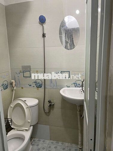 Nhà Hẻm xe hơi Trường Chính Quận 12 đt 3x10m 1 lầu đúc suốt