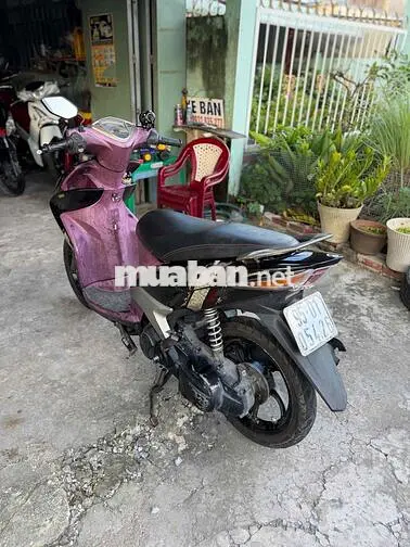 Yamaha Luvias Xe tay ga Nữ Đen, Hồng