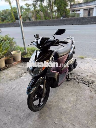 Yamaha Luvias Xe tay ga Nữ Đen, Hồng