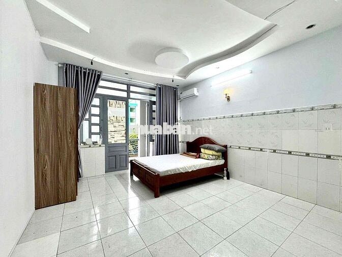 Chính Chủ Cho Thuê | 1PN Ban Công Rộng 50m2 | Điện Nước Siêu Rẻ