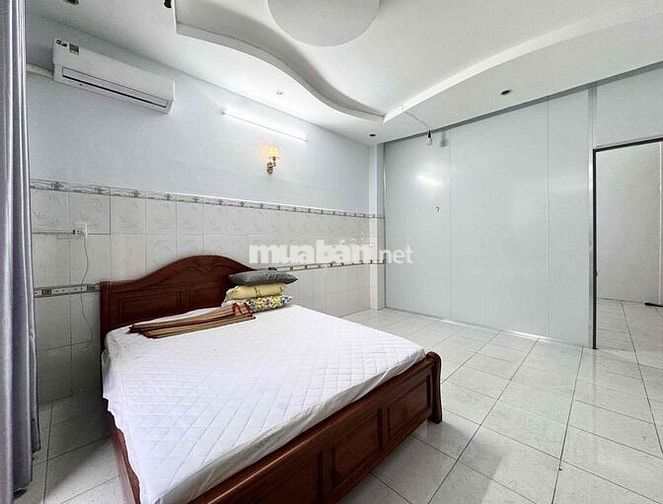 Chính Chủ Cho Thuê | 1PN Rộng 50m2 | Ban Công Thoáng Mát | Full NT