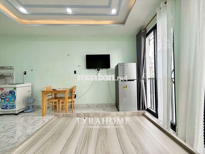 CĂN HỘ STUDIO BAN CÔNG THOÁNG MÁT MÁY GIẶT RIÊNG GẦN QUẬN PHÚ NHUẬN
