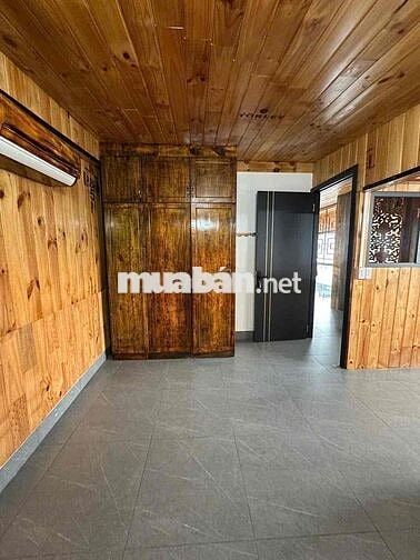 CHO THUÊ PENTHOUSE KHÔNG GÁC – CÓ SÂN THƯỢNG – THOÁNG MÁT