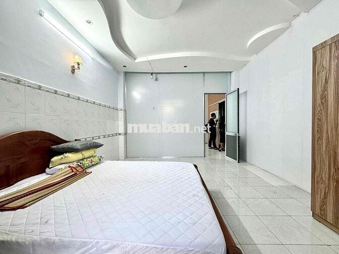 Chính Chủ Cho Thuê | 1PN Ban Công Rộng 50m2 | Điện Nước Siêu Rẻ