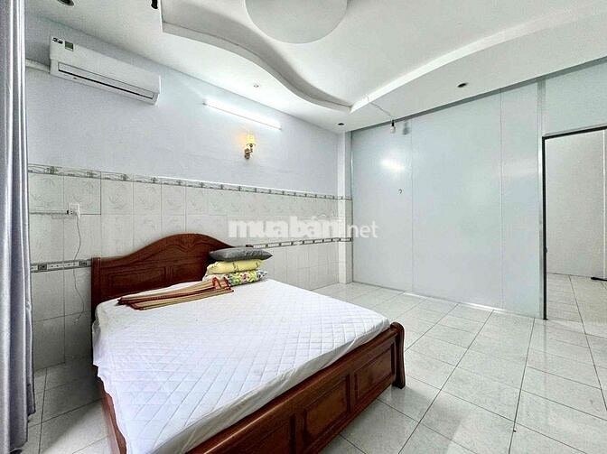 Chính Chủ Cho Thuê | 1PN Ban Công Rộng 50m2 | Điện Nước Siêu Rẻ