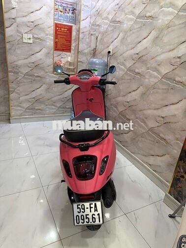 Piaggio Vespa Sprint 2024 Hồng đen 7000km