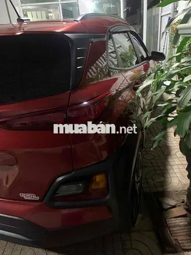 Hyundai Kona Đỏ 5 chỗ bàn dặc biẹt