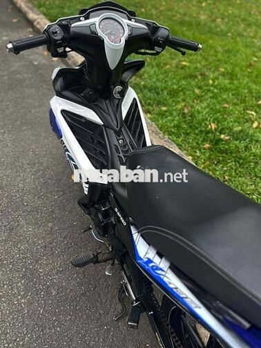 Yamaha Exciter 135 Trắng xanh Côn tay Việt Nam