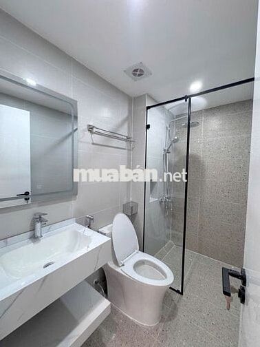 CĂN HỘ 2 NGỦ 1 KHÁCH MỚI FULL NỘI THẤT TIỆN NGHI NGAY HOÀNG QUỐC VIỆT