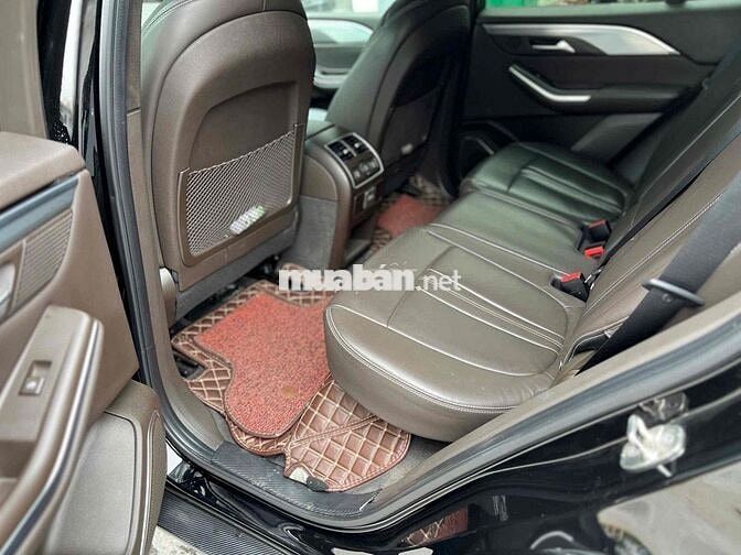 Vinfast Lux SA Premium 2019 Đen 80000 km