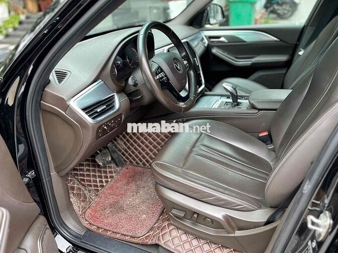 Vinfast Lux SA Premium 2019 Đen 80000 km
