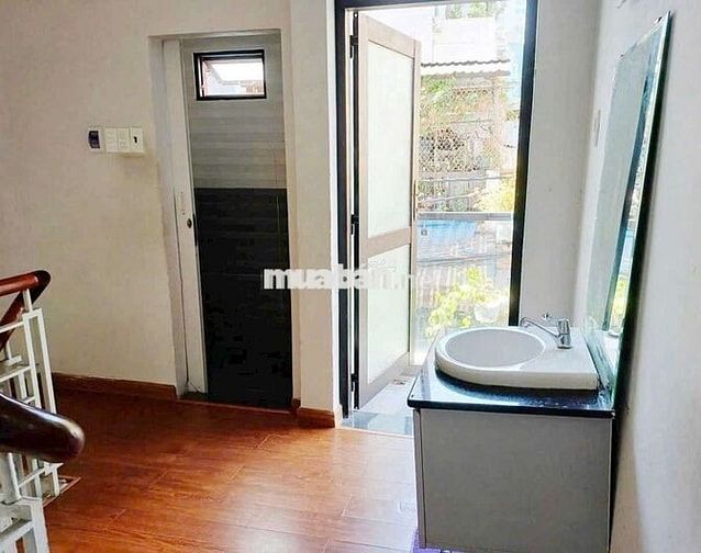 nhà căn góc sát mt hxh 3x12 tr 2 lầu Điện biên phủ p21 bình
