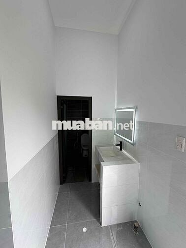 Trả trước 450Tr có nhà mới đẹp 2pn 5x23 dân đông