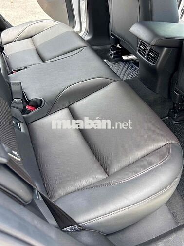 Mazda Mazda 3 Luxury 2025 Trắng 7.800km