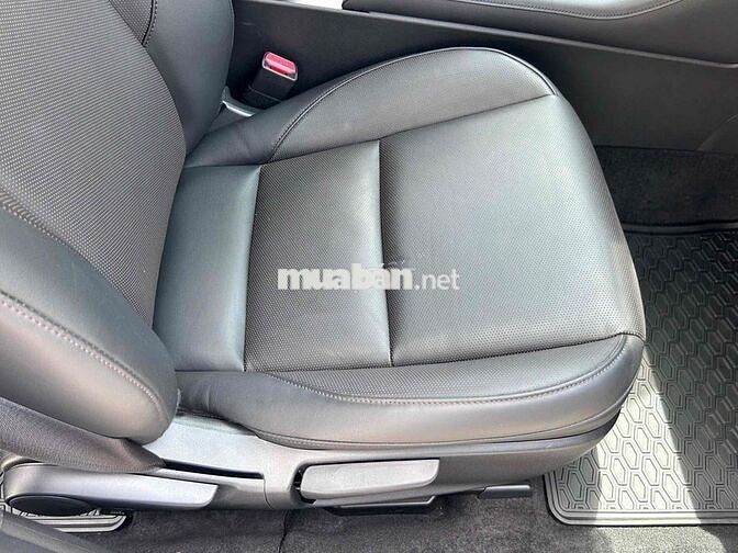Mazda Mazda 3 Luxury 2025 Trắng 7.800km