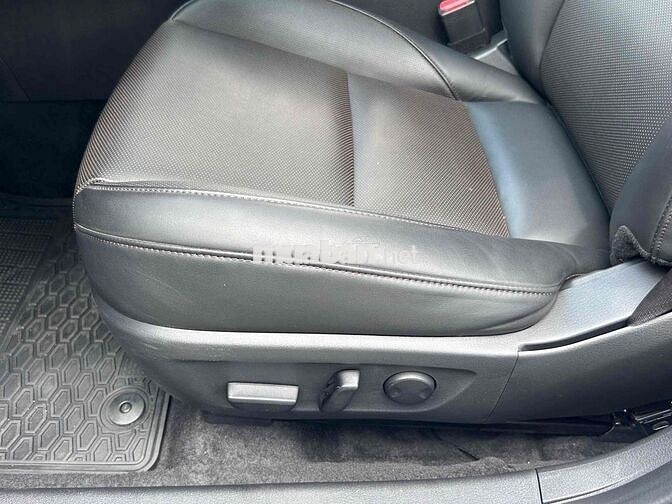 Mazda Mazda 3 Luxury 2025 Trắng 7.800km