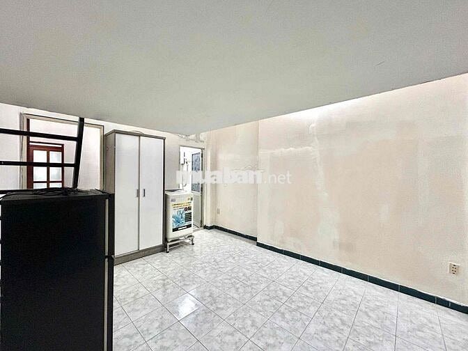PHÒNG TRỌ GẦN ĐHYD Q5 3km Ở ĐƯỢC 4 người - FULL NỘI THẤT - FREE XE