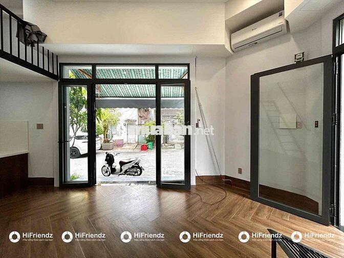 dạng nhà nguyên căn ngay góc hẻm Bùi Đình Tuý gần Hutech, GTVT, UEF