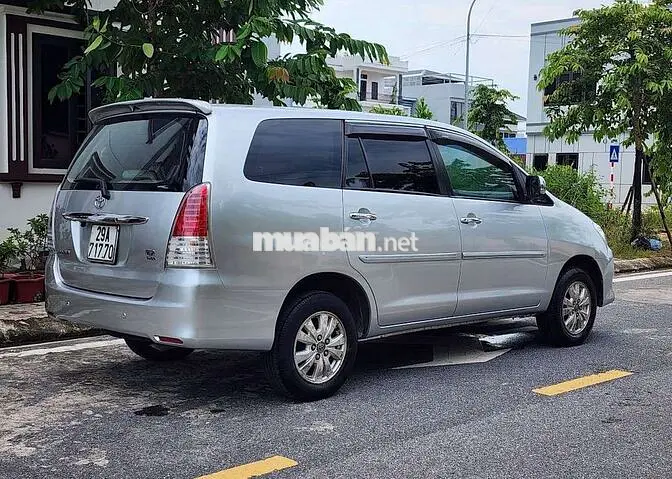 Toyota Innova G xịn sx2009,gia đình sử dụng .