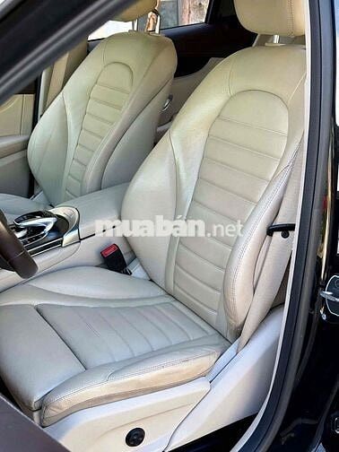 Mercedes-Benz GLC 300 2018 Đen 100000 km
