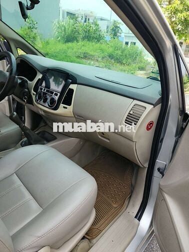 Toyota Innova G xịn sx2009,gia đình sử dụng .