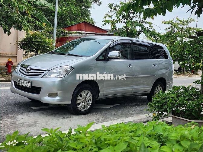 Toyota Innova G xịn sx2009,gia đình sử dụng .