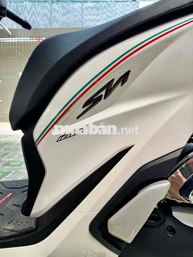 Honda SH 160i CBS Mẫu 2026 Trắng Keng