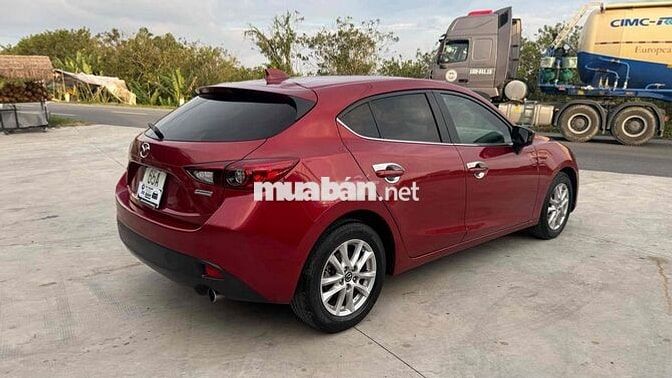 Mazda 3 Hatchback 1.5 AT 2016 1 chủ 85.000km