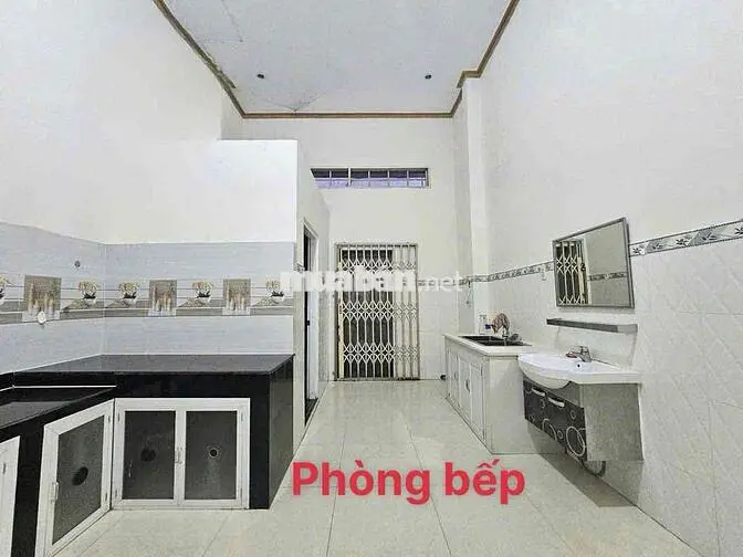 Nhà nguyên căn 2PN có sẵn máy lạnh, phù hợp ở và kinh doanh nhỏ lẻ
