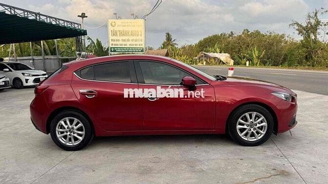 Mazda 3 Hatchback 1.5 AT 2016 1 chủ 85.000km