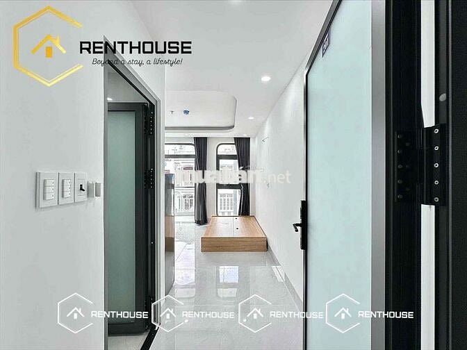 CĂN HỘ DỊCH VỤ CÓ BAN CÔNG, CỬA SỔ LỚN