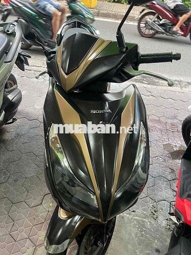 Honda Air Blade FI 2015 Đen Vàng Đồng