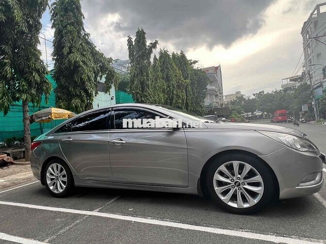 Hyundai Sonata 2011 Bạc 8632 km