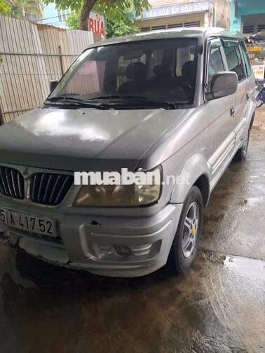 Mitsubishi Jolie 2003 Bạc 8 chỗ