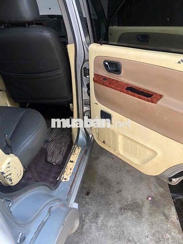 Mitsubishi Jolie 2003 Bạc 8 chỗ