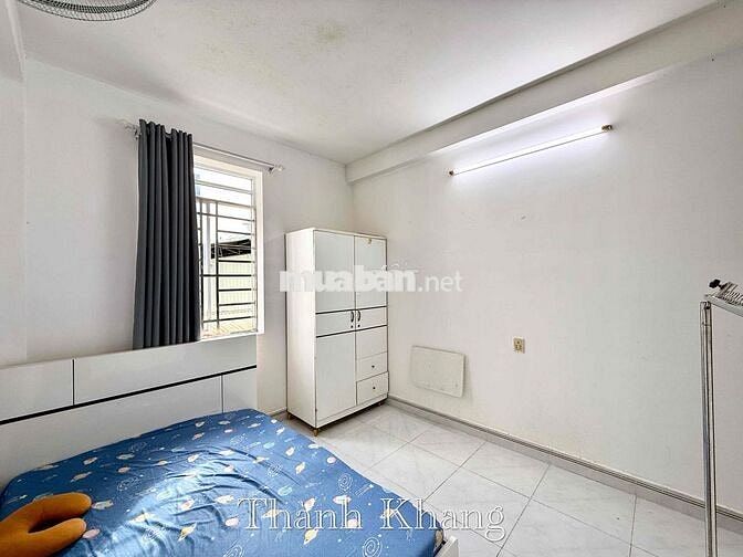 Trống Sẵn 3P Full Nội Thất Rộng 25m2 Cửa Sổ Ngay ĐH Kinh Tế UeH Q10