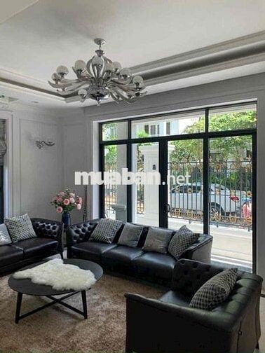 Cho Thuê Biệt Thự Đơn Lập - 5 Phòng Ngủ- Full Nội Thất