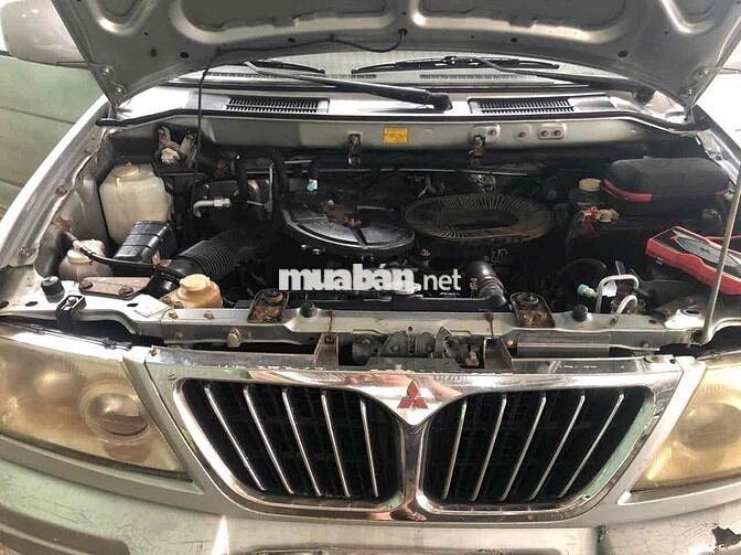 Mitsubishi Jolie 2003 Bạc 8 chỗ