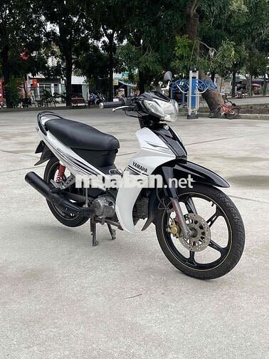 Yamaha Sirius 110 Đen trắng
