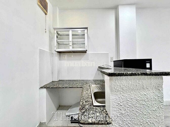 Cho Thuê Căn Hộ Bancol Thang Máy Rộng 25m2 3ng3xe Ngay Sư Vạn Hạnh Q10