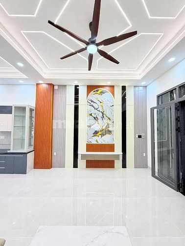 Chính chủ bán nhà gần AEON TÂN PHÚ, mới 100%, 3 tầng, 5PN, 6WC, sổ A4